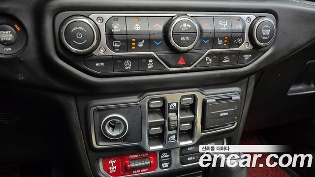 Jeep Wrangler (JL) 2.0 Rubicon Power Top 4Door 2021 — фото 31