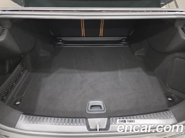 Mercedes-Benz E-Class (W214) E200 AMG Line 2026 — фото 22