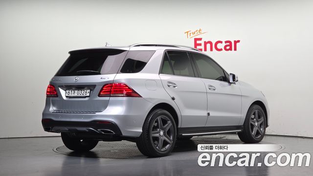 Mercedes-Benz GLE-Class (W166) GLE350 d 4MATIC 2017 — фото 2
