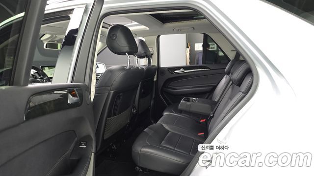 Mercedes-Benz GLE-Class (W166) GLE350 d 4MATIC 2017 — фото 11