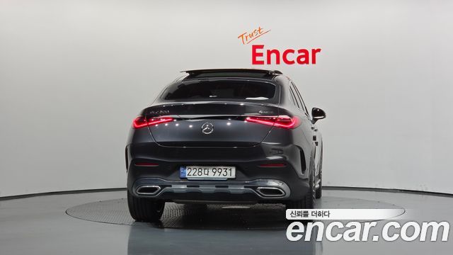 Mercedes-Benz GLC-Class (X254) GLC300 4MATIC Coupe 2024 — фото 4