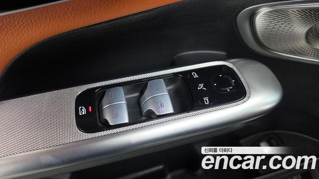 Mercedes-Benz GLC-Class (X254) GLC300 4MATIC Coupe 2024 — фото 40