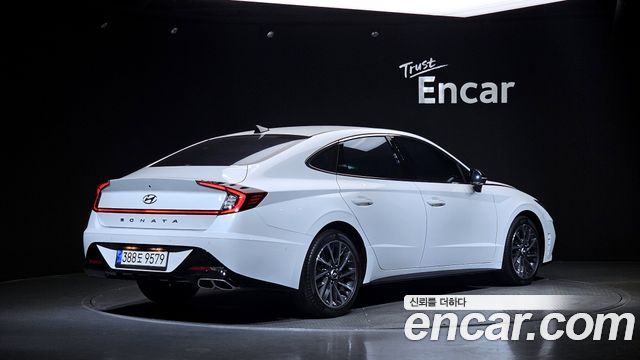 Hyundai Sonata (DN8) 1.6 Turbo Premium Plus 2022 — фото 2