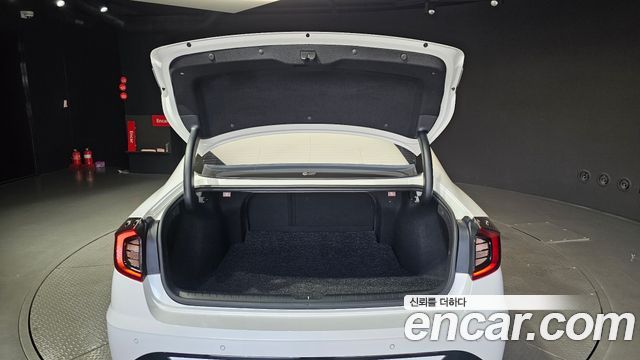 Hyundai Sonata (DN8) 1.6 Turbo Premium Plus 2022 — фото 20