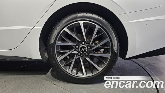 Hyundai Sonata (DN8) 1.6 Turbo Premium Plus 2022 — фото 21