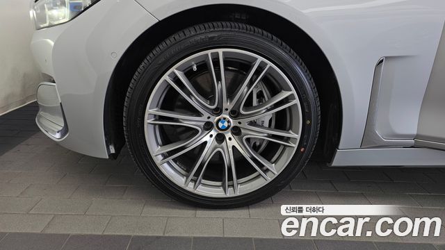 BMW 7 Series (G11) 750Li xDrive Design Pure Excellence 2020 — фото 5