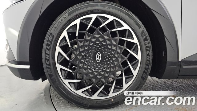 Hyundai Ioniq 5 Long Range AWD Exclusive 2023 — фото 5