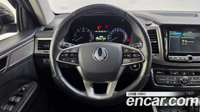 KG Mobility (SsangYong) Rexton Sports Diesel 2.2 2WD Prestige 2018 — фото 15