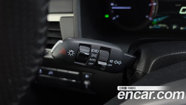 KG Mobility (SsangYong) Rexton Sports Diesel 2.2 2WD Prestige 2018 — фото 20
