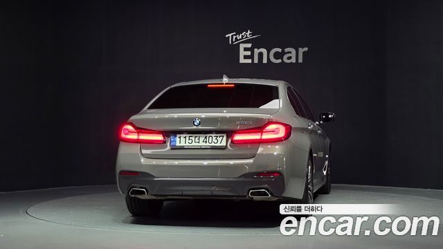 BMW 5 Series (G30) 520i M Sport 2021 — фото 4