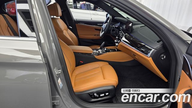 BMW 5 Series (G30) 520i M Sport 2021 — фото 11
