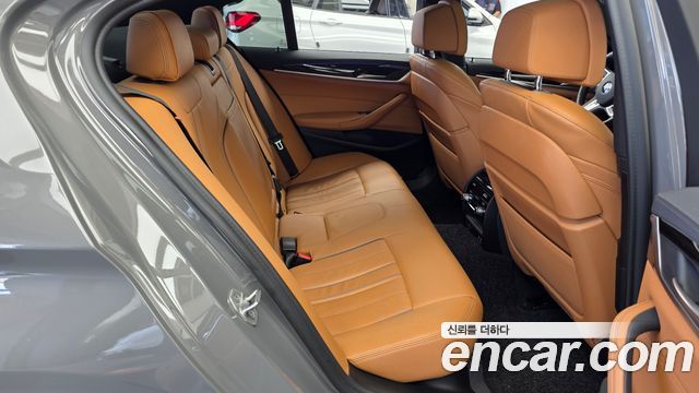 BMW 5 Series (G30) 520i M Sport 2021 — фото 12
