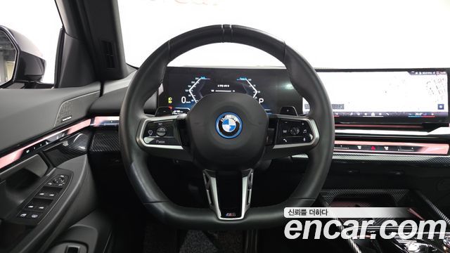 BMW 5 Series (G60) 530e M Sport 2024 — фото 13