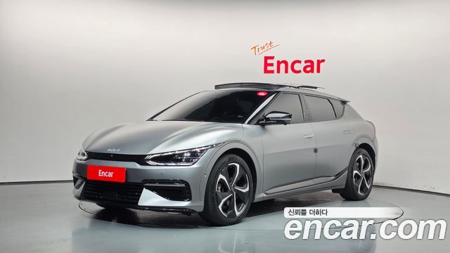 Kia EV6 Long Range 4WD GT Line 2023 — фото 1