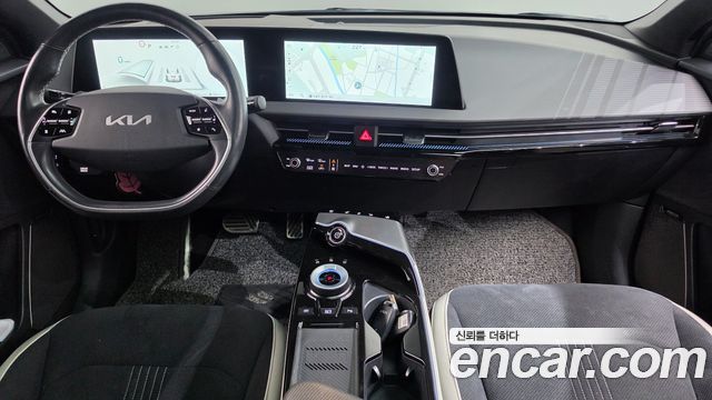 Kia EV6 Long Range 4WD GT Line 2023 — фото 7