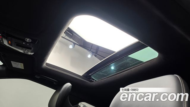 Kia EV6 Long Range 4WD GT Line 2023 — фото 20