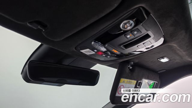 Kia EV6 Long Range 4WD GT Line 2023 — фото 30