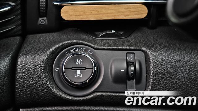 Chevrolet Malibu LPGi 2.0 LS Standard 2014 — фото 14