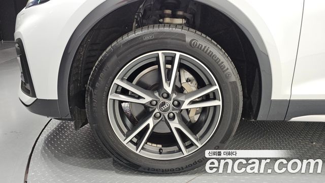 Audi Q5 (FY) 45 TFSI Quattro 2022 — фото 5