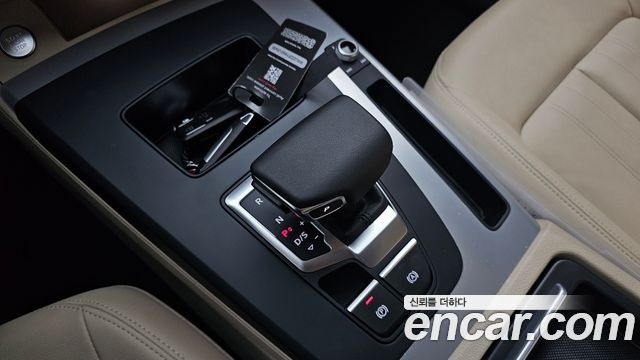 Audi Q5 (FY) 45 TFSI Quattro 2022 — фото 9