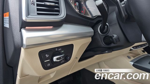 Audi Q5 (FY) 45 TFSI Quattro 2022 — фото 17
