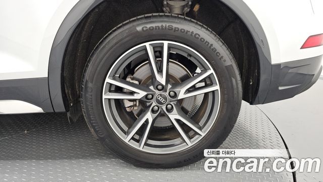 Audi Q5 (FY) 45 TFSI Quattro 2022 — фото 21