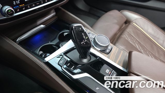 BMW 5 Series (G30) 520d Luxury Plus 2020 — фото 9
