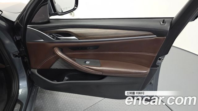 BMW 5 Series (G30) 520d Luxury Plus 2020 — фото 24
