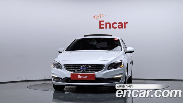 Volvo S60 D2 2nd 2015 — фото 3