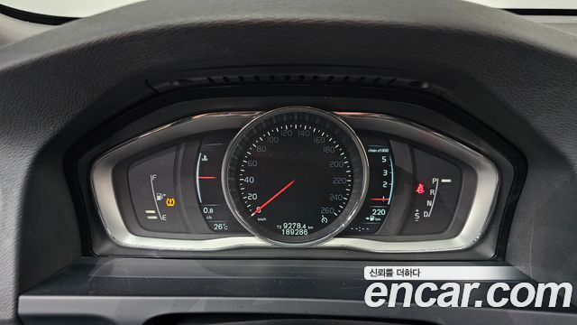 Volvo S60 D2 2nd 2015 — фото 8
