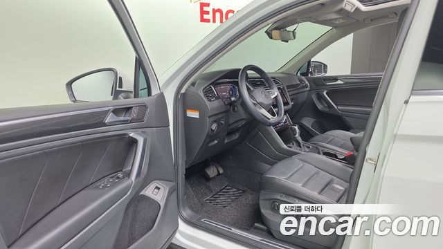 Volkswagen Tiguan (II) 2.0 TDI Prestige 2022 — фото 13