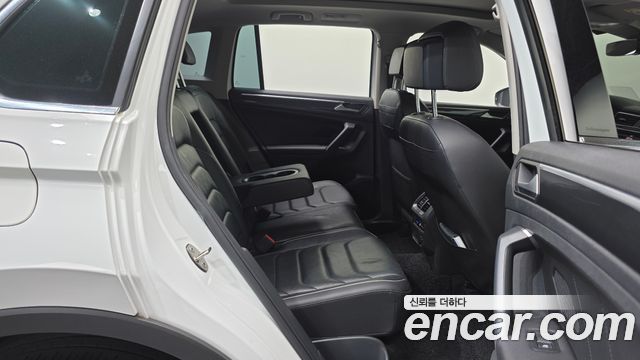 Volkswagen Tiguan (II) 2.0 TDI Prestige 2022 — фото 19