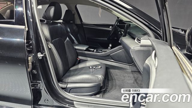 Kia K5 (III) 2.0 LPI(Renter car) Trandy 2023 — фото 26