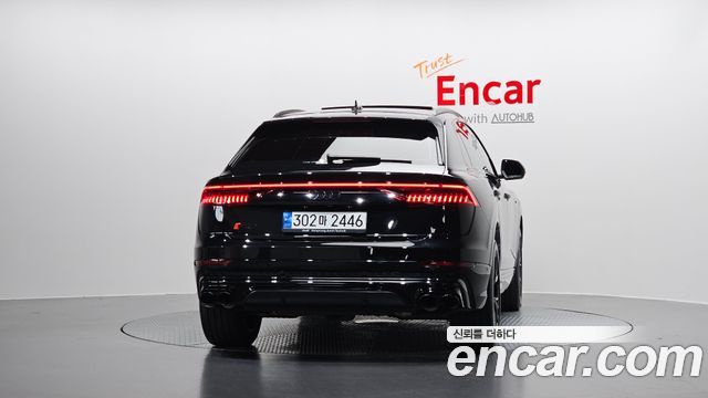 Audi Q8 (4M) 55 TFSI Quattro Premium 2022 — фото 4
