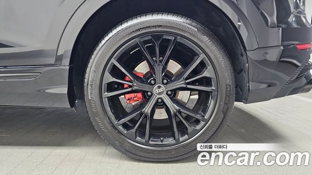 Audi Q8 (4M) 55 TFSI Quattro Premium 2022 — фото 21