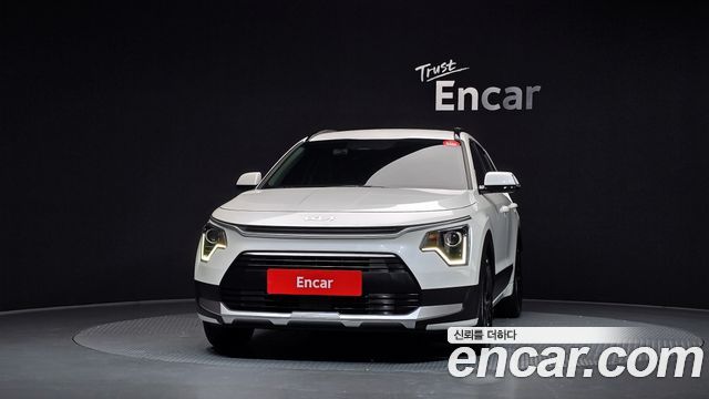 Kia Niro Prestige 2022 — фото 3
