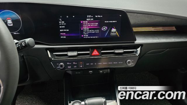 Kia Niro Prestige 2022 — фото 14