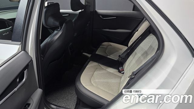 Kia Niro Prestige 2022 — фото 26