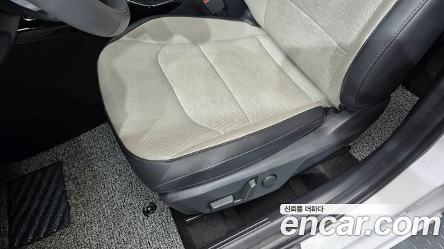 Kia Niro Prestige 2022 — фото 32