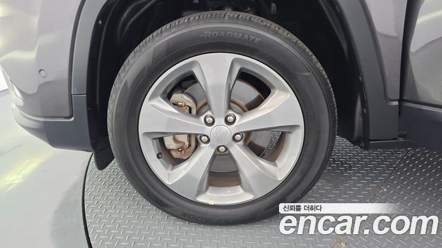 Jeep Cherokee (KL) 2.4 Limited AWD 2020 — фото 5