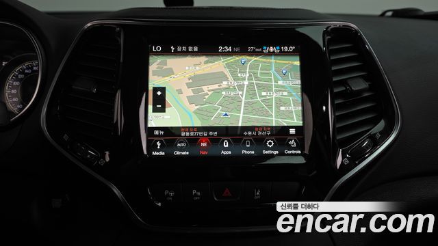 Jeep Cherokee (KL) 2.4 Limited AWD 2020 — фото 15