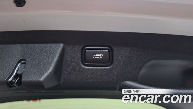 Kia Seltos Gasoline 2.0 2WD Signature 2023 — фото 23