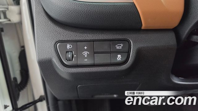 Kia Seltos Gasoline 2.0 2WD Signature 2023 — фото 35