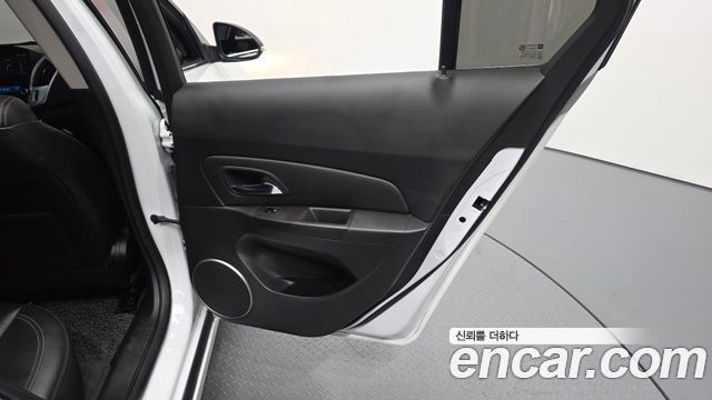 Chevrolet Amazing New Cruze 1.8 LTZ 2015 — фото 25
