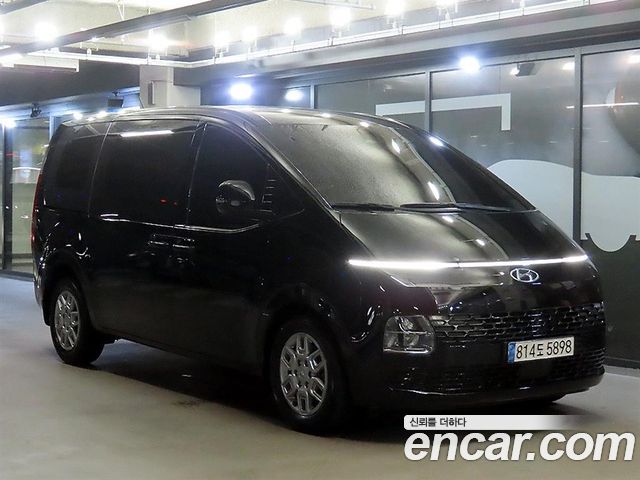 Hyundai Staria Cargo 3-Seater Modern 2023 — фото 1