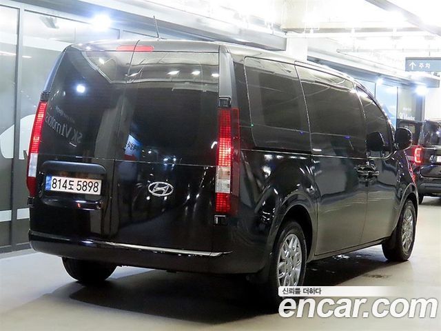 Hyundai Staria Cargo 3-Seater Modern 2023 — фото 4