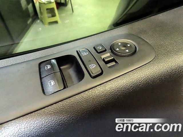 Hyundai Staria Cargo 3-Seater Modern 2023 — фото 16