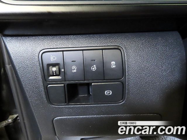 Hyundai Staria Cargo 3-Seater Modern 2023 — фото 17