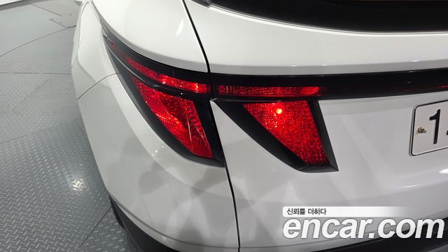 Hyundai Tucson Hybrid (NX4) Premium 2WD 2022 — фото 23