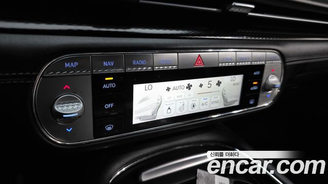 Genesis G90 (RS4) Gasoline 3.5 Turbo AWD 2022 — фото 16